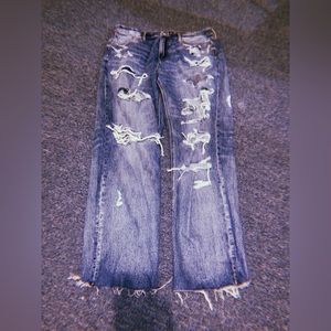 American Eagle 90s boyfriend ripped jeans!
